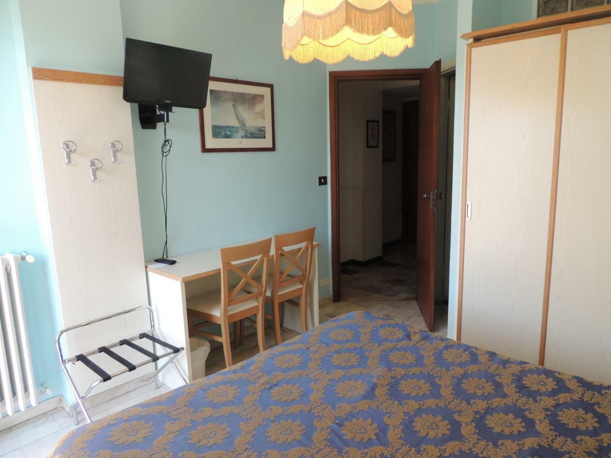 Hotel Rosalia Bordighera Zewnętrze zdjęcie