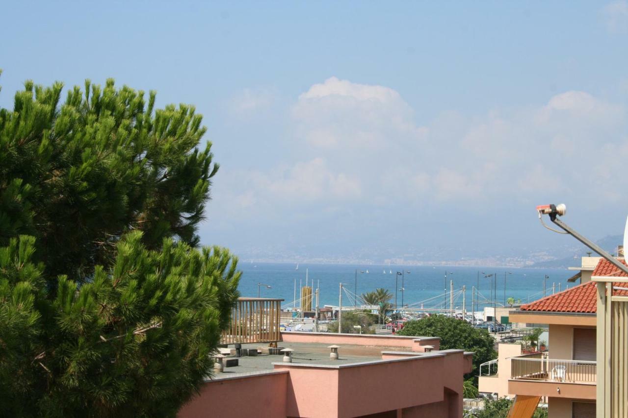 Hotel Rosalia Bordighera Zewnętrze zdjęcie